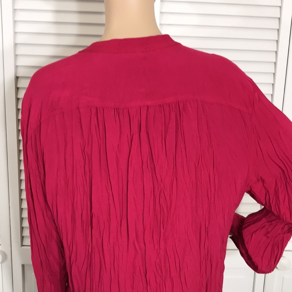 NWT Sundance Magenta Crinkle Blouse Top with Placket XL - Picture 9 of 14